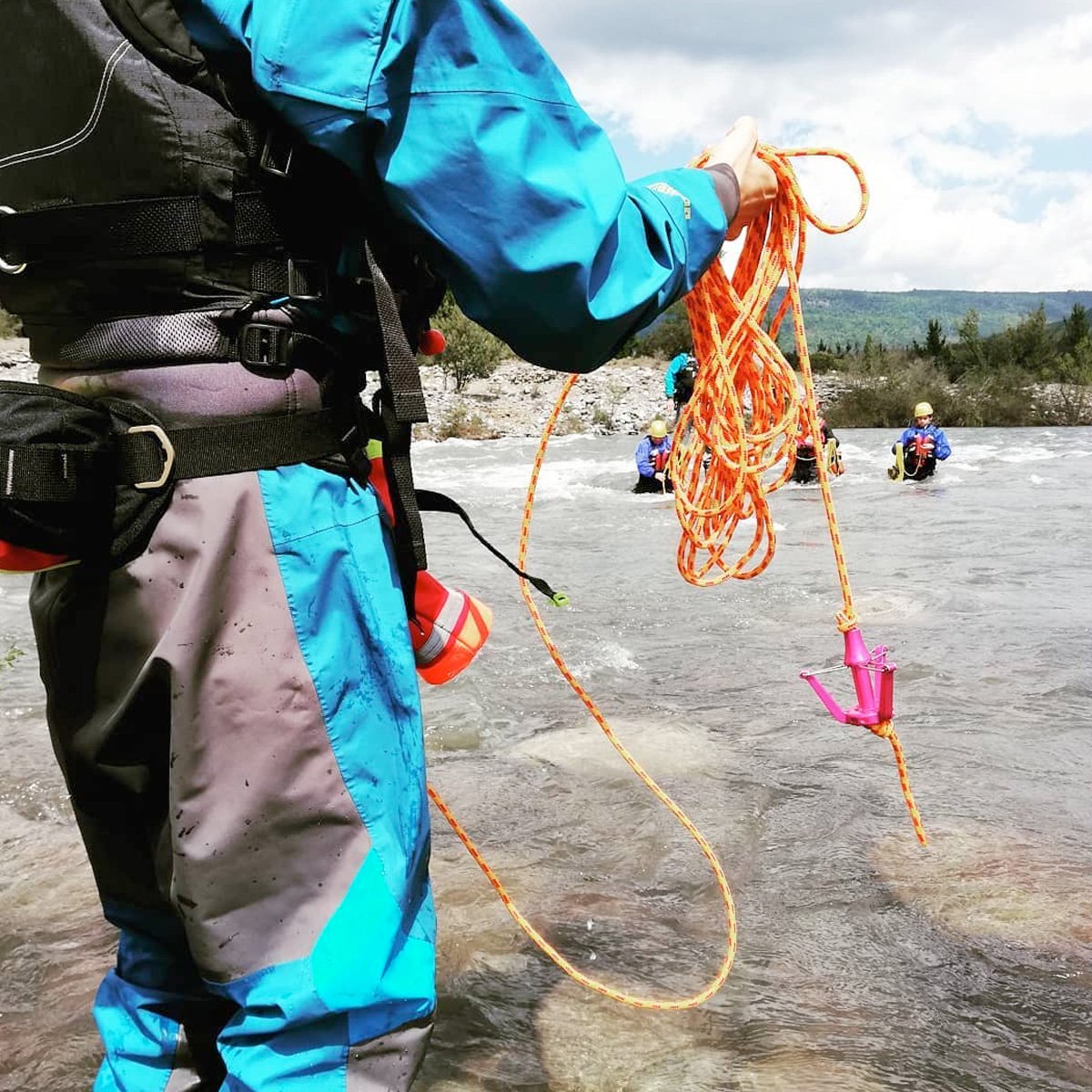 Tactical Rescue Rope Line Crossline Reach Rope Capture Device – Tactical Distributors Ltd (NZ)
